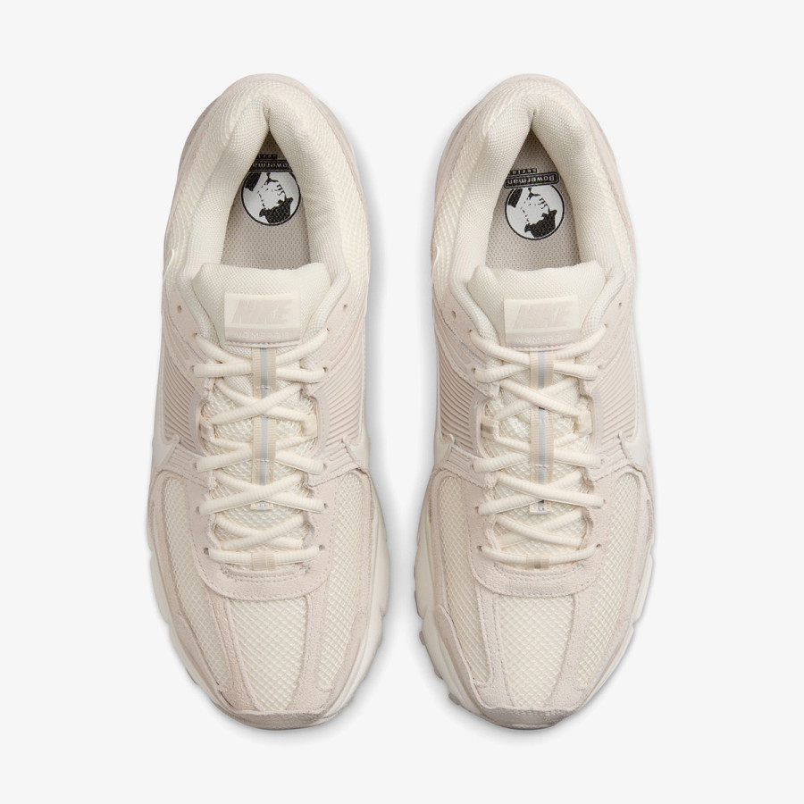 Nike Sneaker Vomero 5 