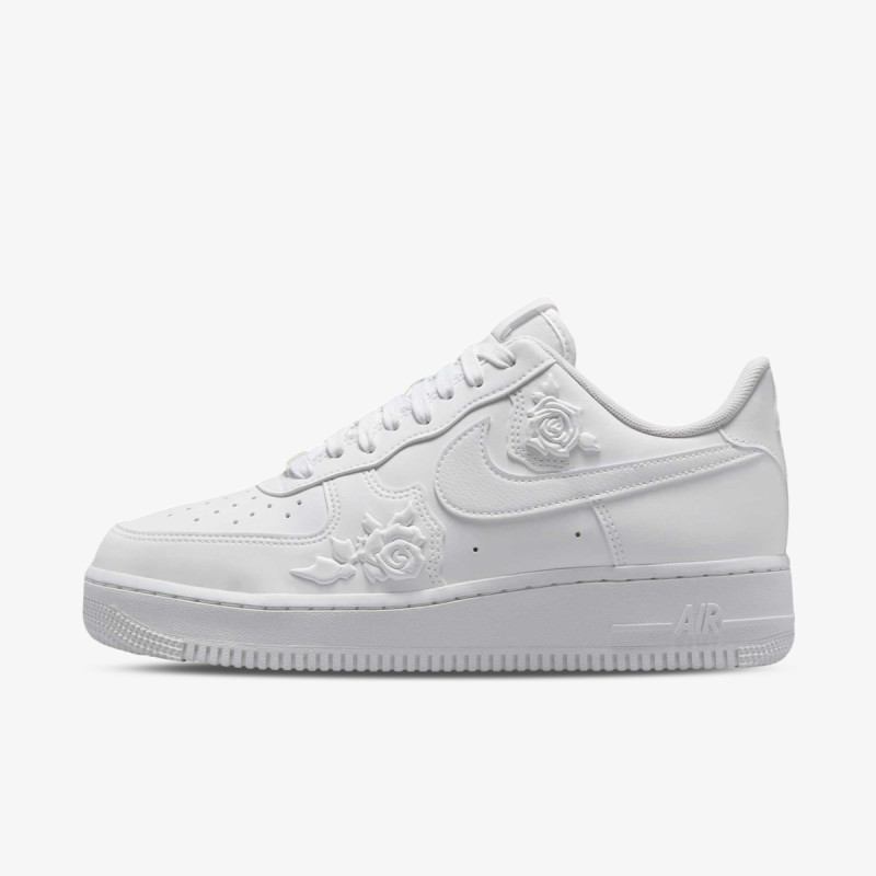Nike Sneaker WMNS AIR FORCE 1 '07 SE 