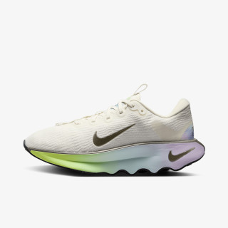 Nike Sneaker Motiva 
