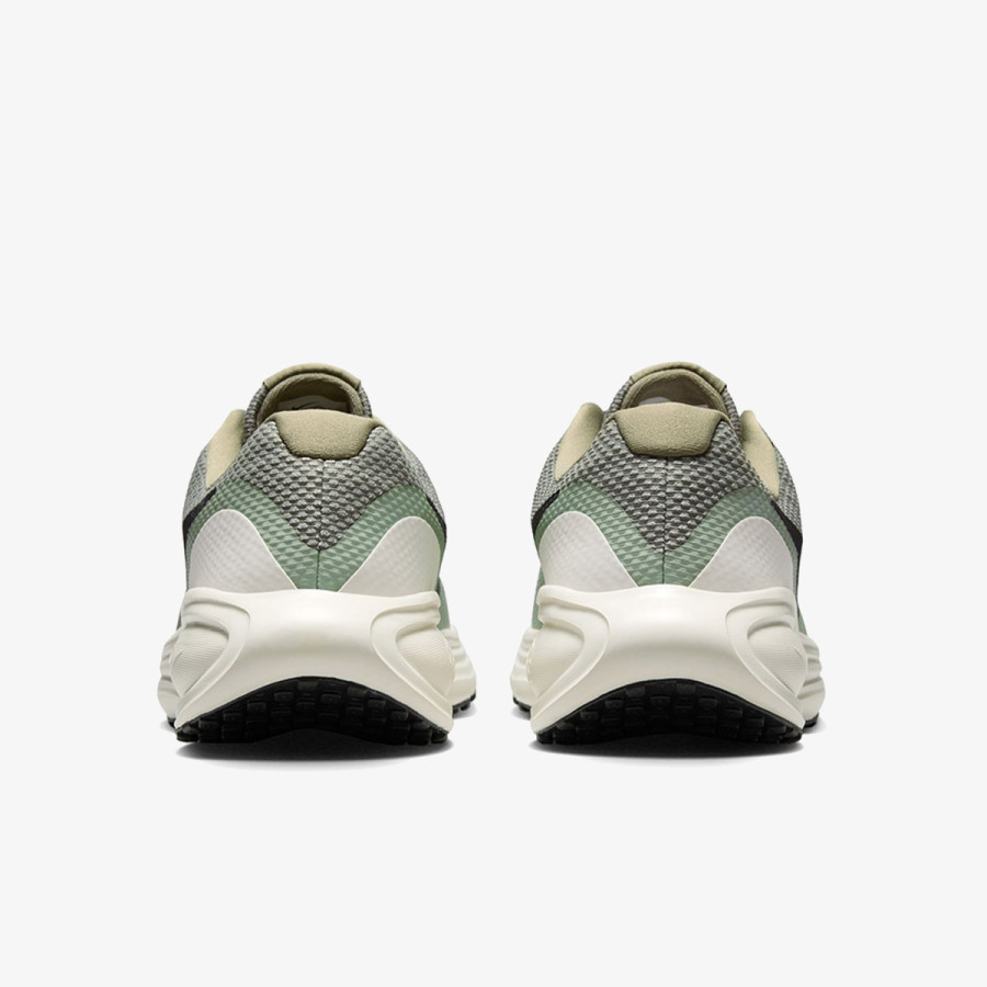 Nike Sneaker NIKE REVOLUTION 8 