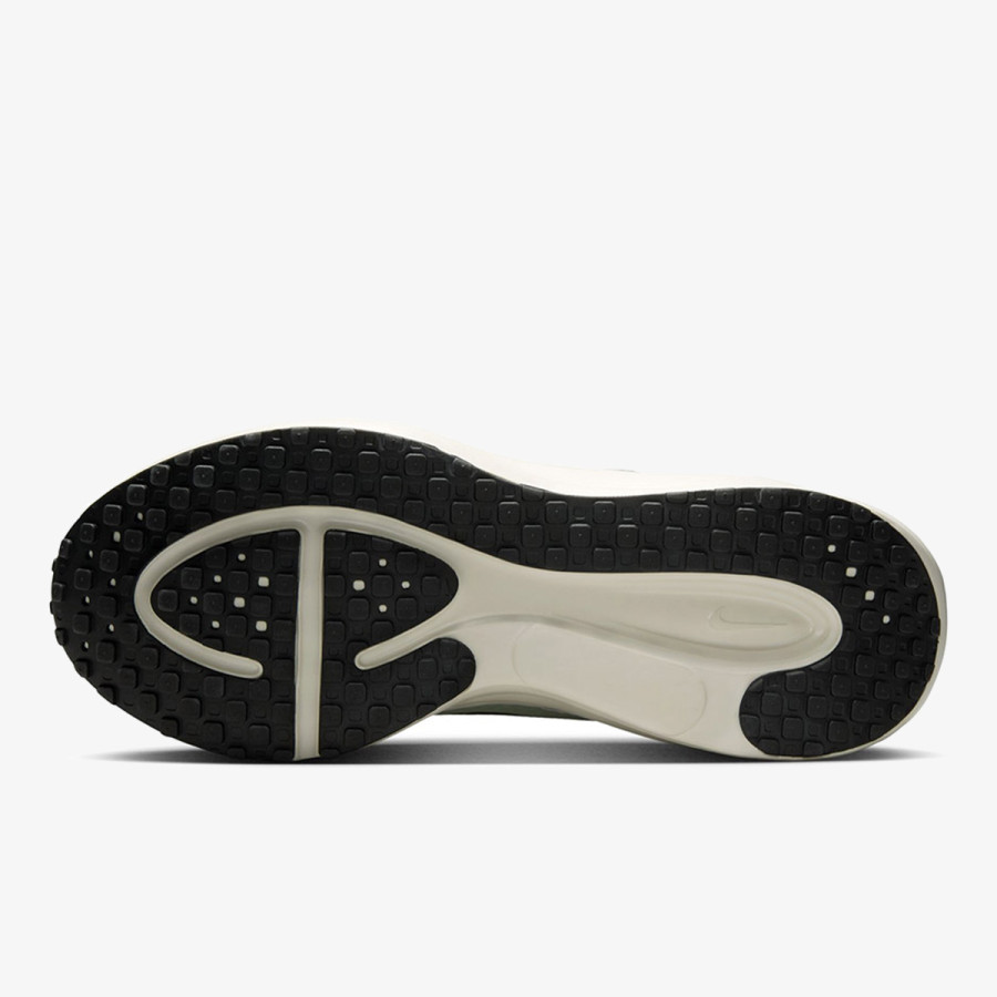 Nike Sneaker NIKE REVOLUTION 8 