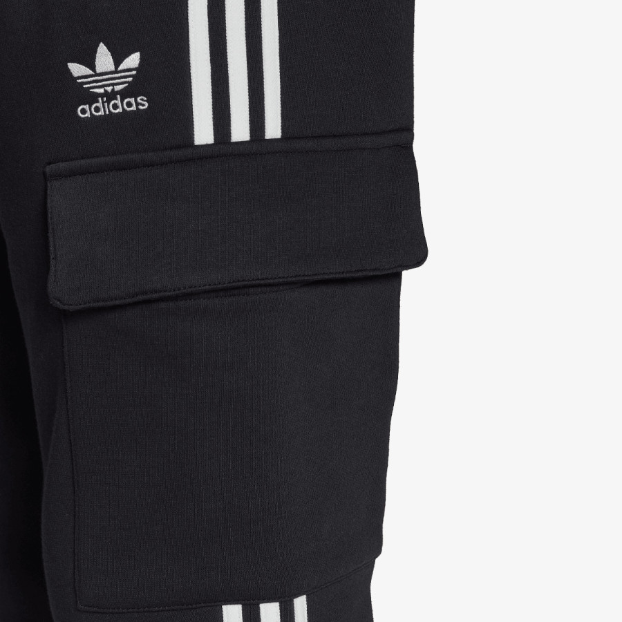 Adidas Melegítőnadrág 3-STRI-CARGO SL 
