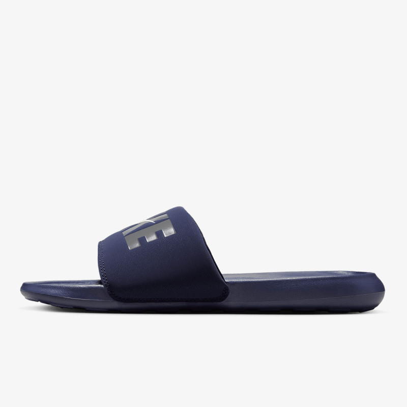 Nike Papucsok Victori One 