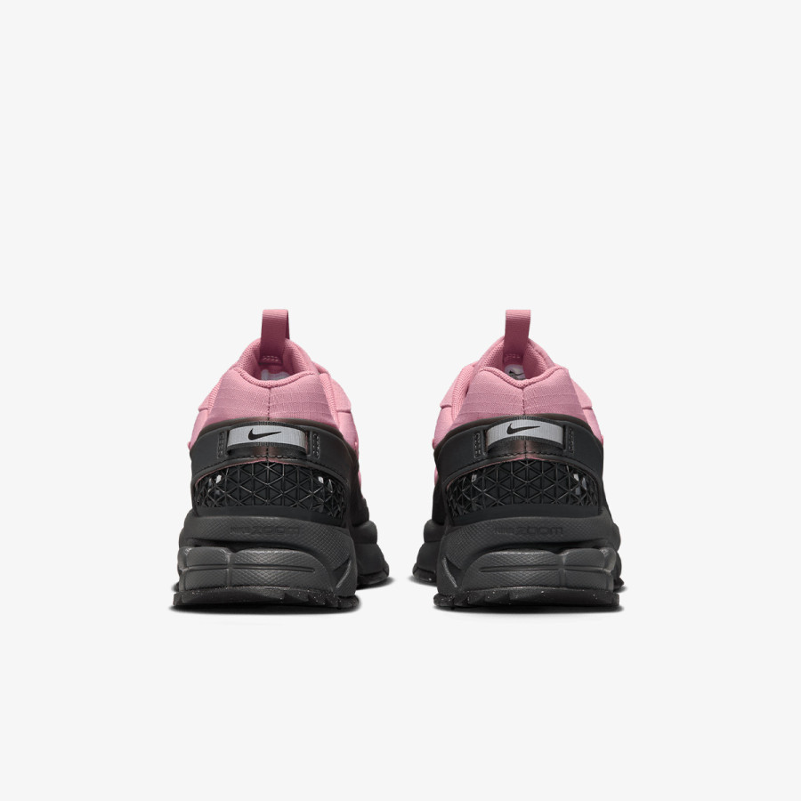 Nike Sneaker W NIKE ZOOM VOMERO ROAM 