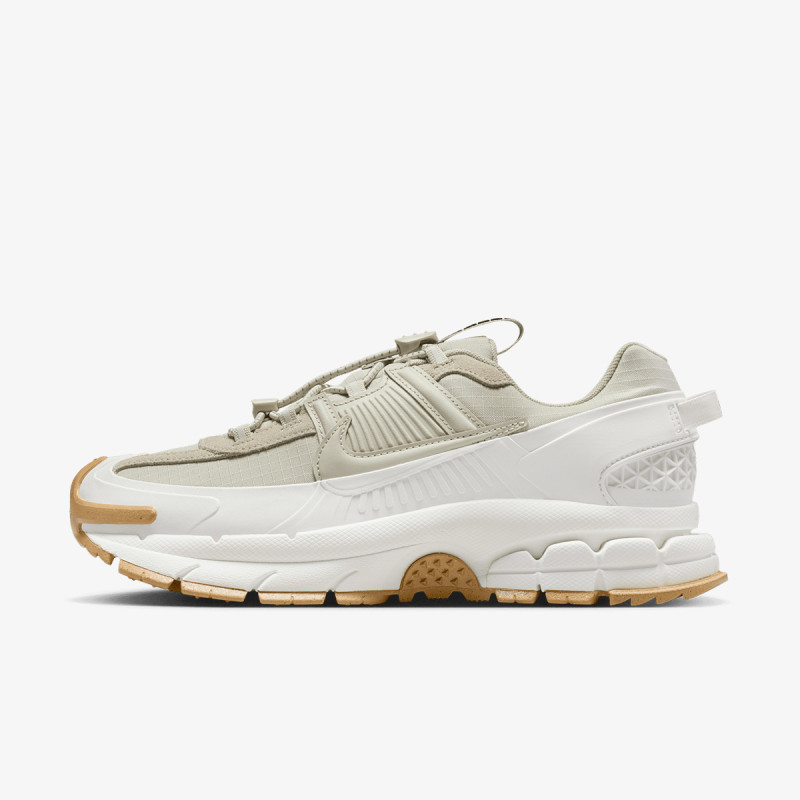 Nike Sneaker W NIKE ZOOM VOMERO ROAM 