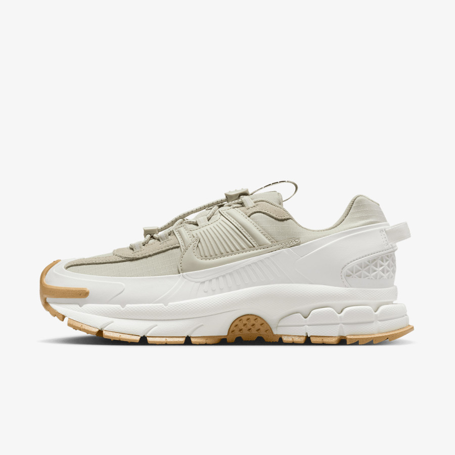 Nike Sneaker W NIKE ZOOM VOMERO ROAM 