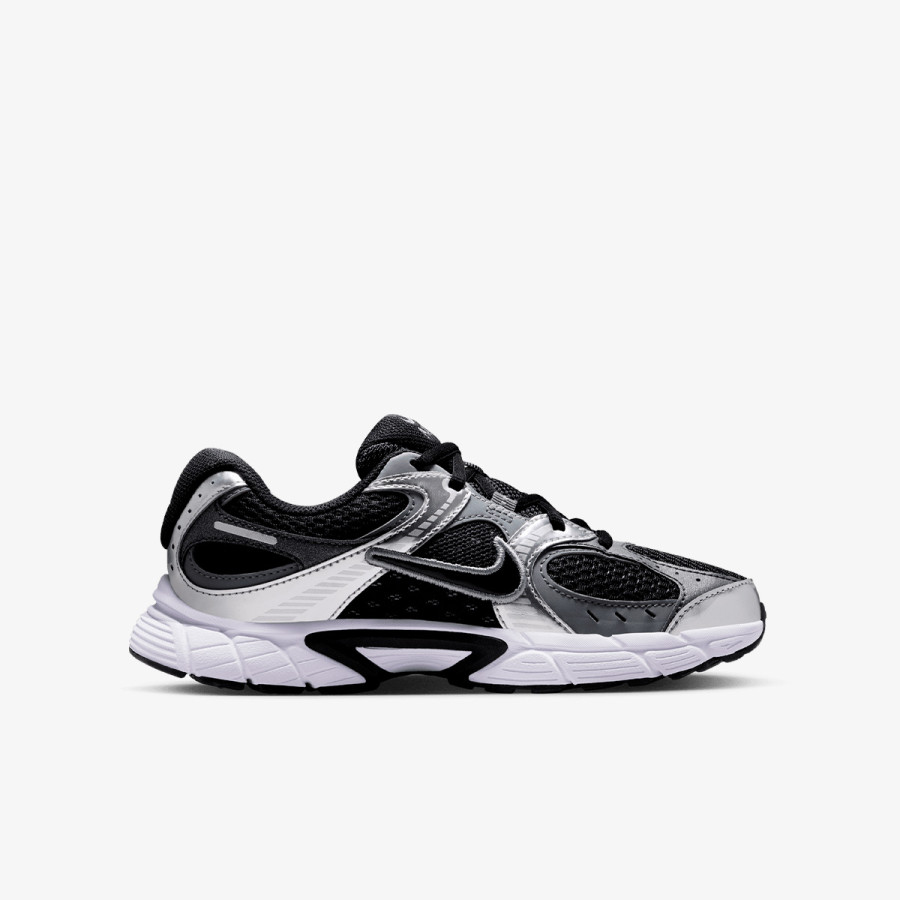Nike Sneaker NIKE V5 RNR BG 