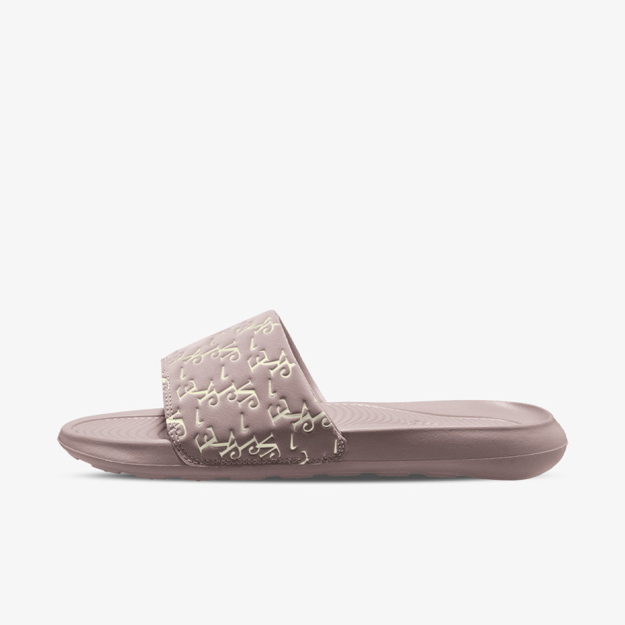 Nike Papucsok W NIKE VICTORI ONE SLIDE PRINT 