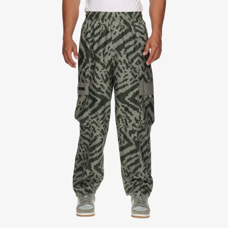 Nike Melegítőnadrág M NK AIR WVN CARGO PANT AOP 