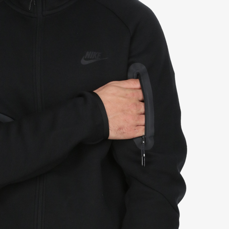Nike Pulóver Tech 