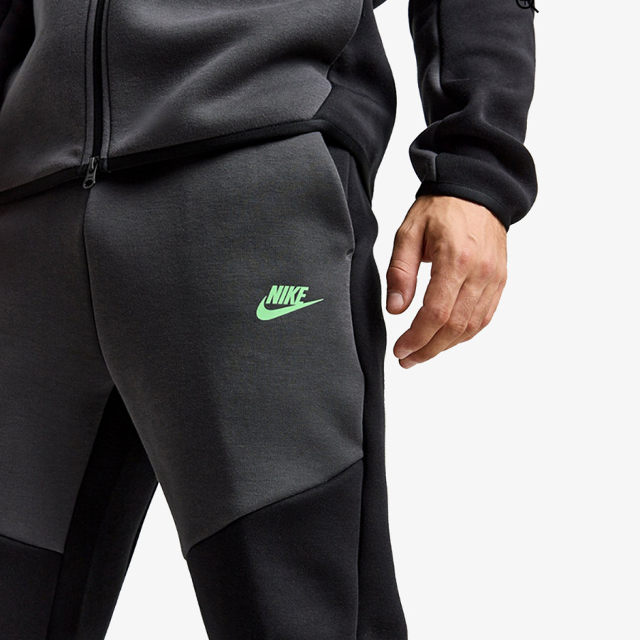Nike Melegítőnadrág M NK TCH FLC JGGR 