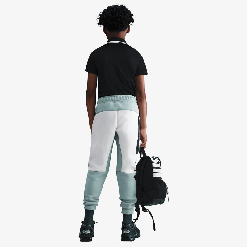 Nike Melegítőnadrág B NSW TCH FLC JGGR - PD 