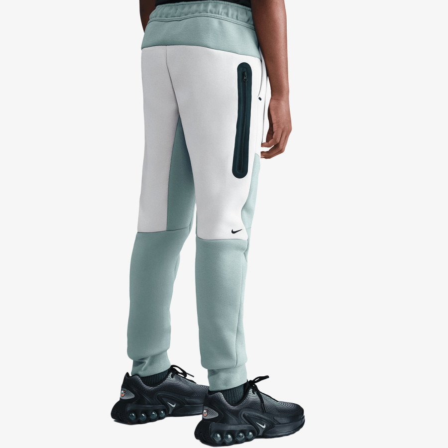Nike Melegítőnadrág B NSW TCH FLC JGGR - PD 