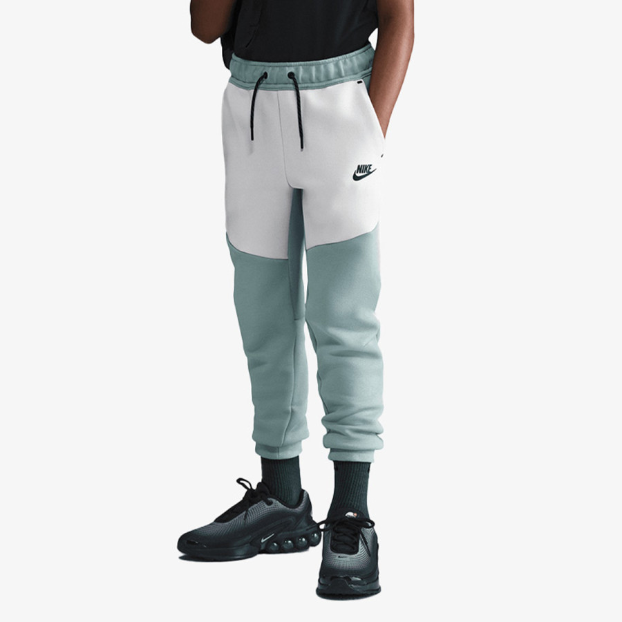 Nike Melegítőnadrág B NSW TCH FLC JGGR - PD 
