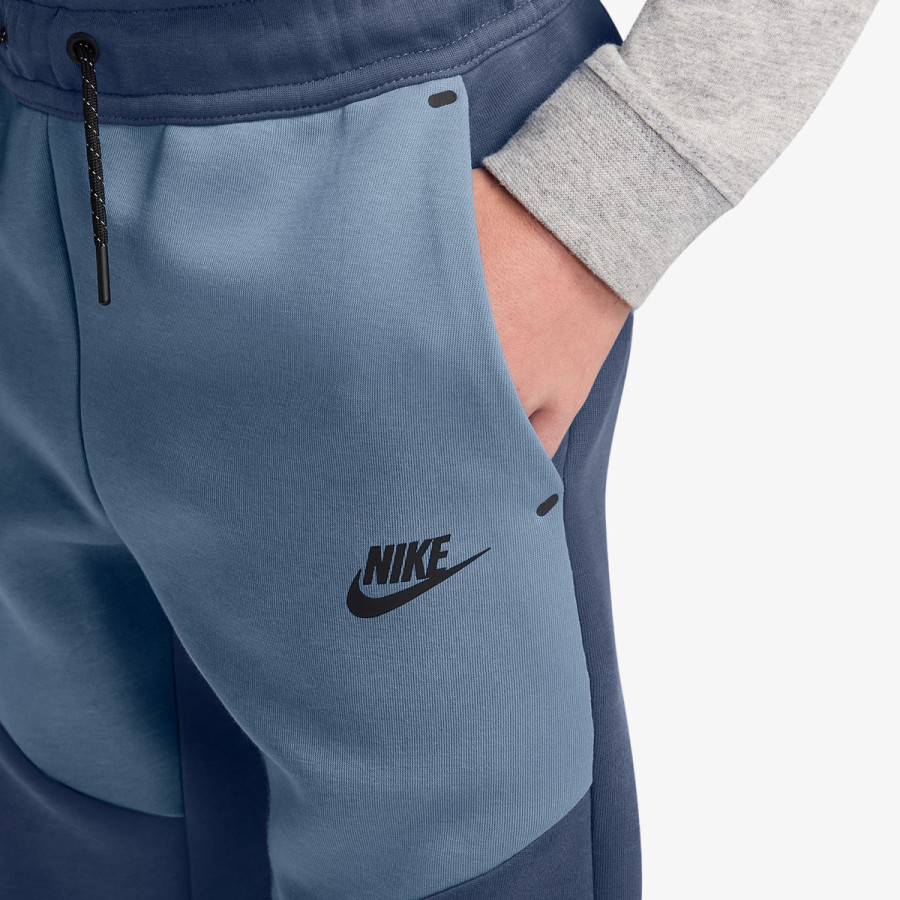 Nike Melegítőnadrág B NSW TCH FLC JGGR - PD 