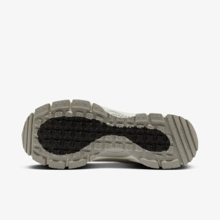 Nike Sneaker NIKE ZOOM VOMERO ROAM 