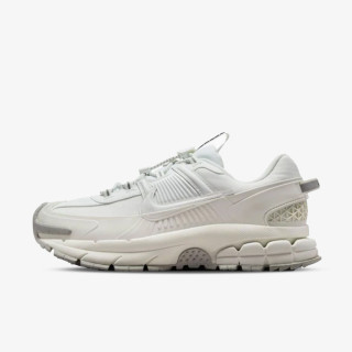 Nike Sneaker W NIKE ZOOM VOMERO ROAM 