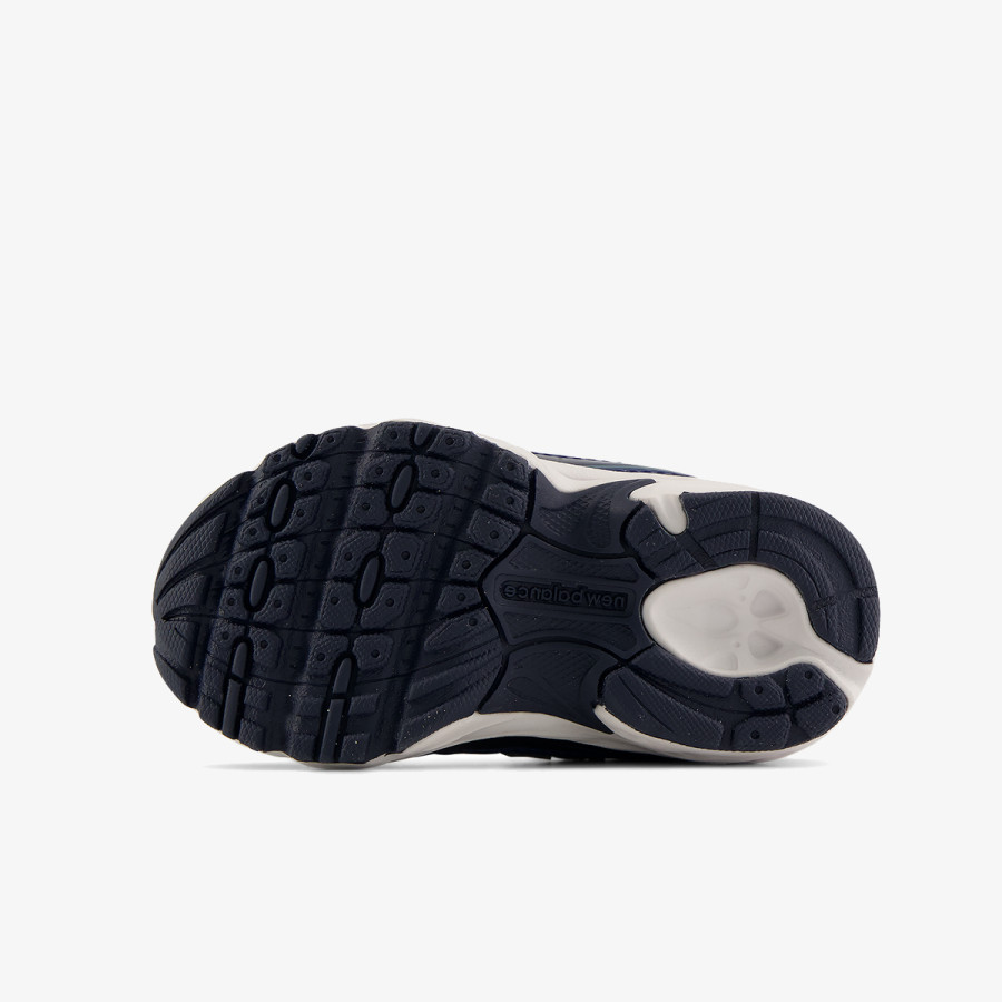 New Balance Sneaker K 740 