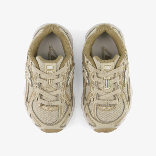 New Balance Sneaker K 740 