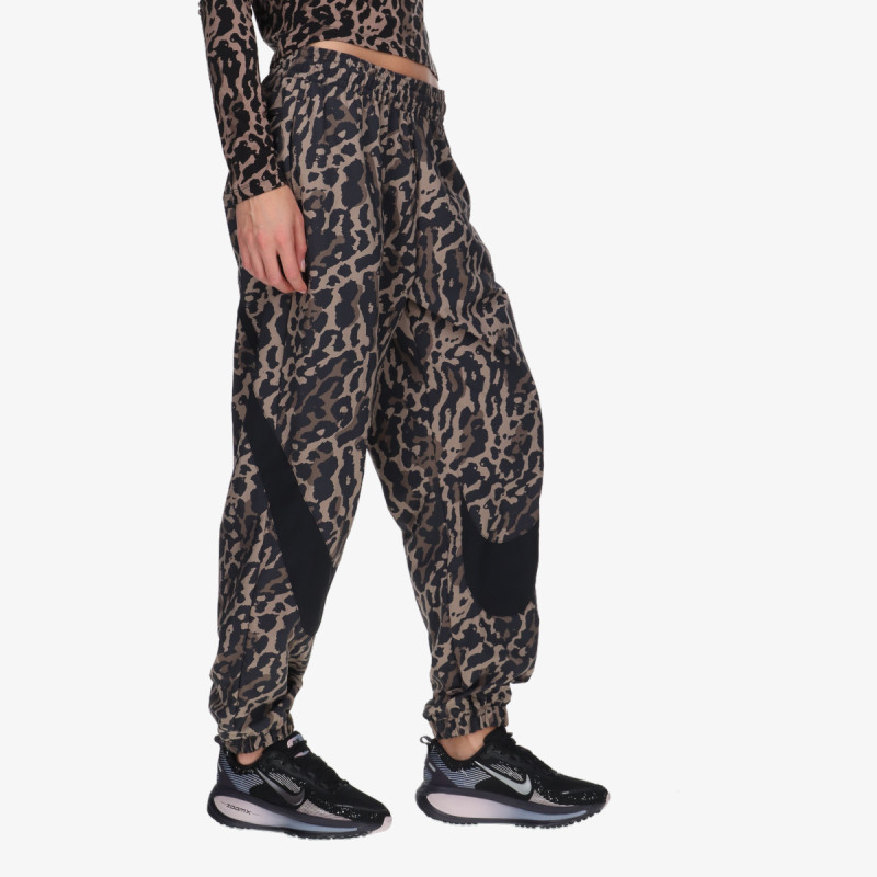 Nike Melegítőnadrág Sportswear 