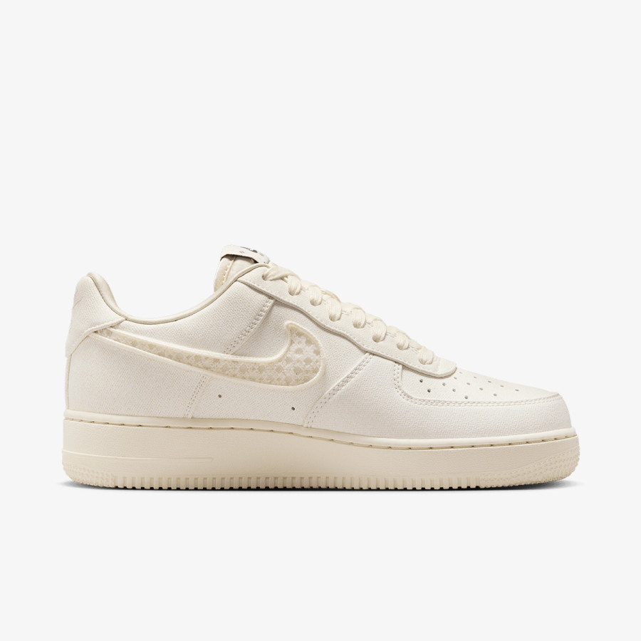 Nike Sneaker WMNS AIR FORCE 1 '07 LX CN 