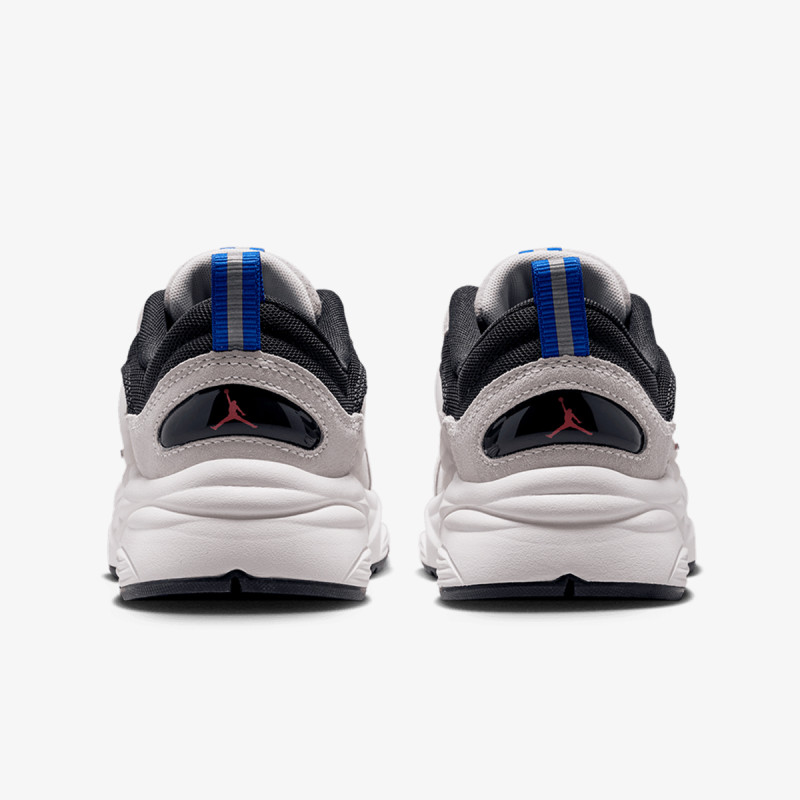 Nike Sneaker JORDAN TRUNNER O/S BG 