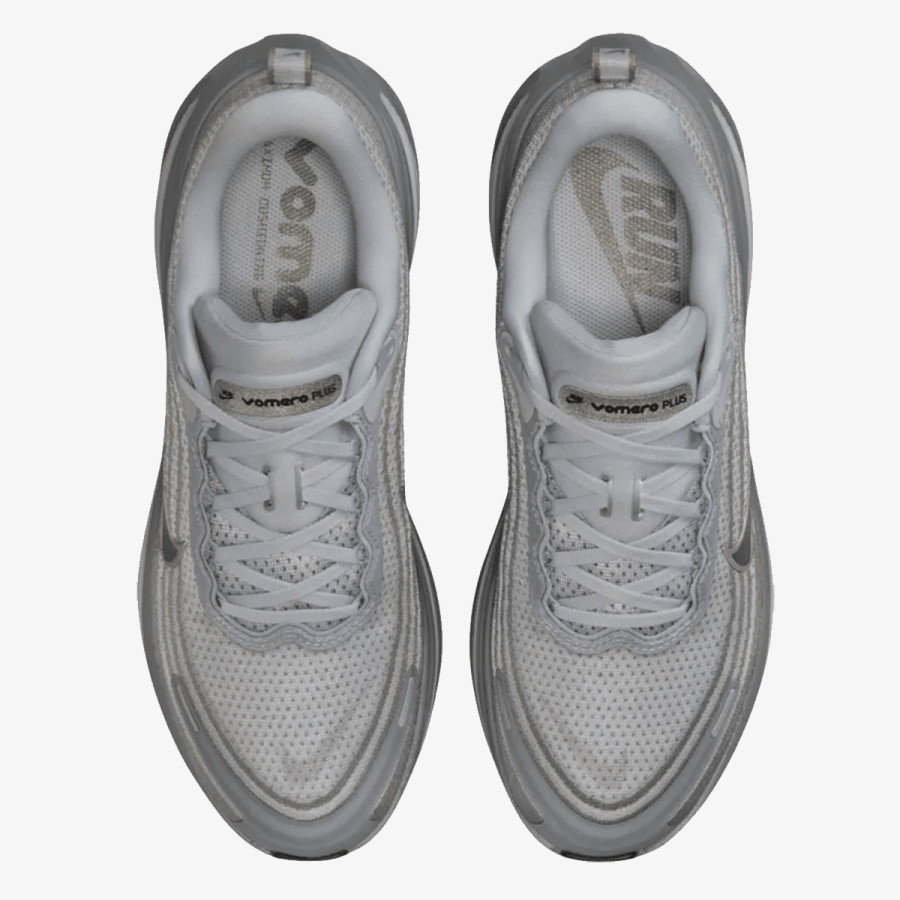 Nike Sneaker NIKE VOMERO PLUS AS 