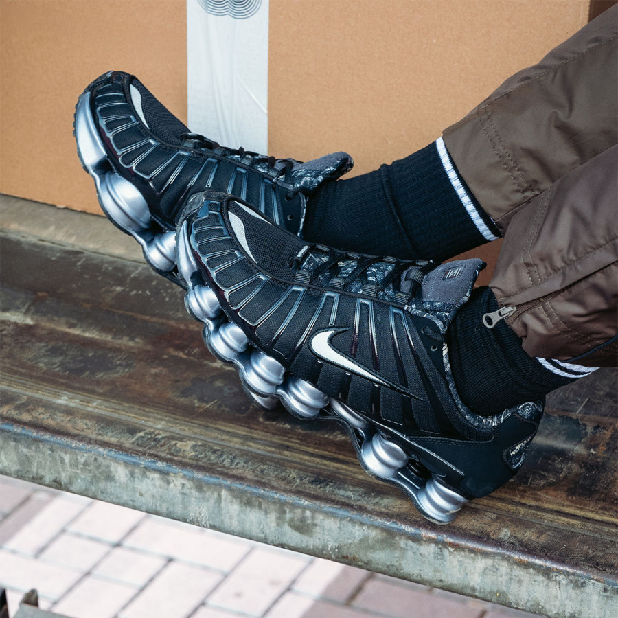 Nike Sneaker Shox TL 