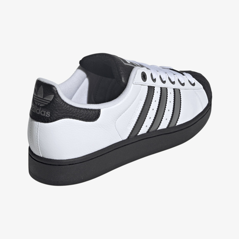 Adidas Sneaker Superstar II 