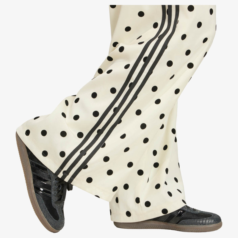 Adidas Melegítőnadrág WIDE LEG PANTS 
