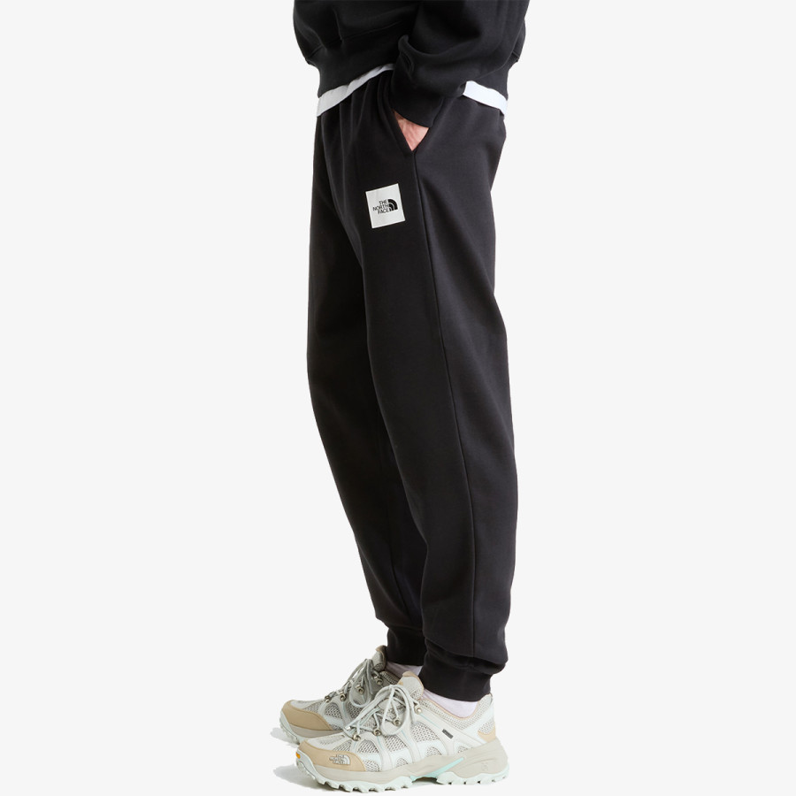 The North Face Nadrág M EVO BOX HALF DOME REGULAR TAPERED JOGG 