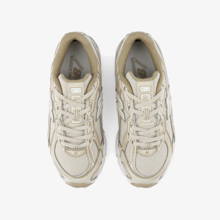 New Balance Sneaker K 740 