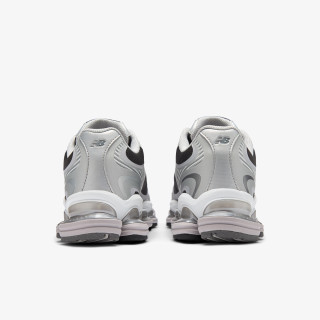 New Balance Sneaker 2000 