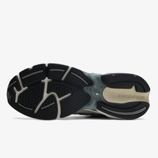 New Balance Sneaker 2010 