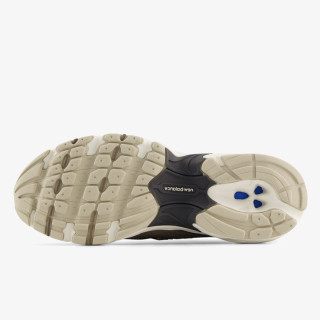 New Balance Sneaker 740 