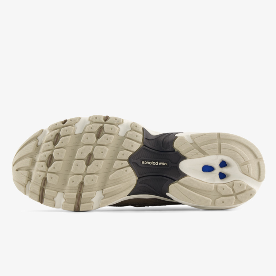 New Balance Sneaker 740 