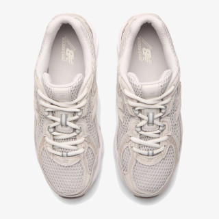 New Balance Sneaker U 740 