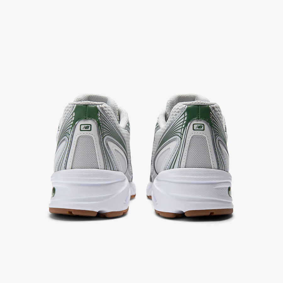 New Balance Sneaker 740 
