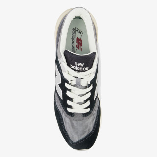 New Balance Sneakerek NEW BALANCE - 997R 